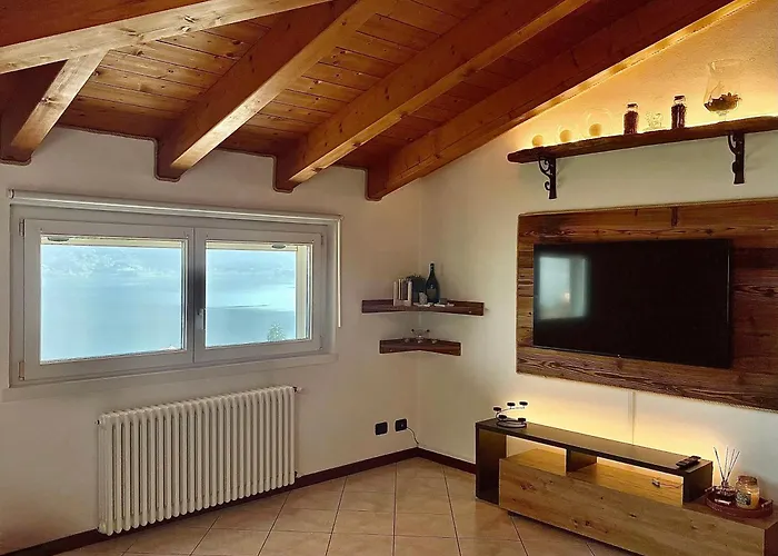Appartement Mansarda Spadone Musso