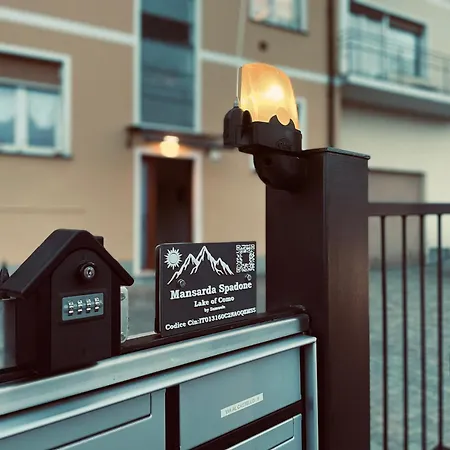 Mansarda Spadone アパート ムッソ